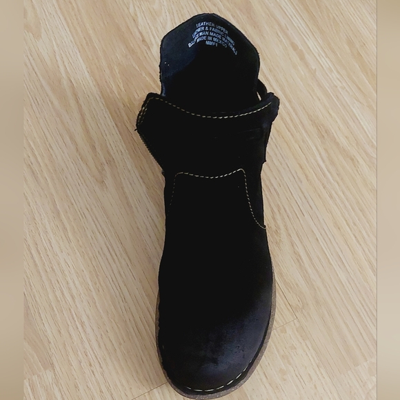 New Born black leather Wynter  ankle boot size 6.5 - Picture 11 of 15